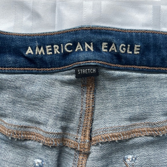 American Eagle Outfitters Super High-Waisted Flare Blue Jeans with Stretch - Picture 12 of 16